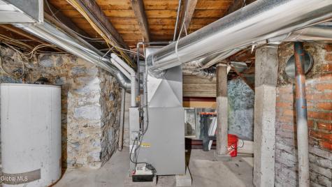 33 Clyde Street Gloversville NY 12078