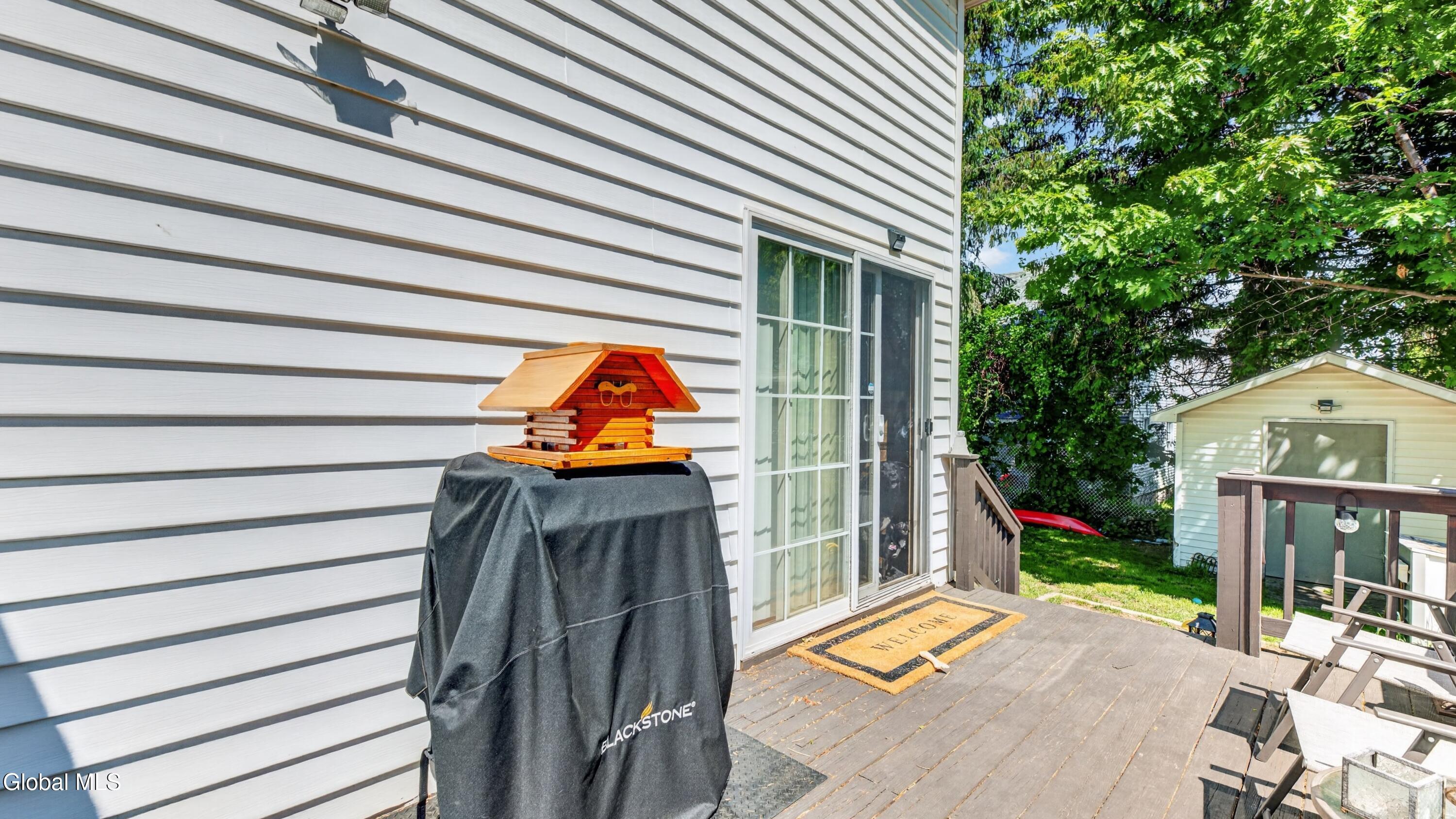 33 Clyde Street Gloversville NY 12078