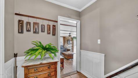 33 Clyde Street Gloversville NY 12078