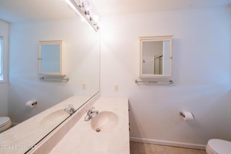 1 Verrazano Way Clifton Park NY 12065