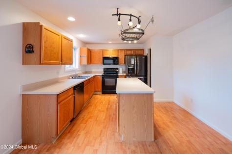 1 Verrazano Way Clifton Park NY 12065