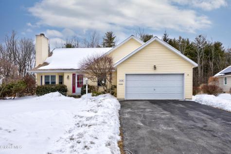 2410 Parkville Place Niskayuna NY 12309