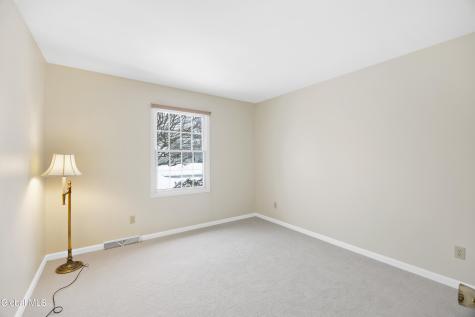 2410 Parkville Place Niskayuna NY 12309