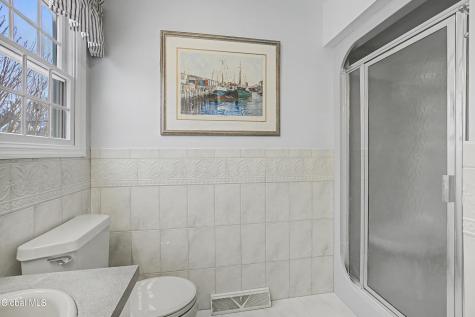 2410 Parkville Place Niskayuna NY 12309