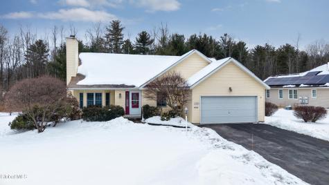 2410 Parkville Place Niskayuna NY 12309