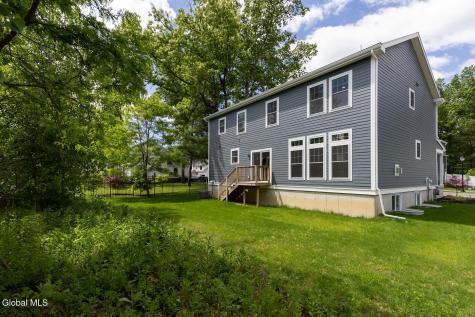 35 Chloes Way Saratoga Springs NY 12866