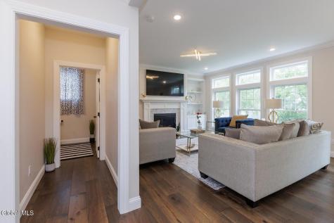 35 Chloes Way Saratoga Springs NY 12866