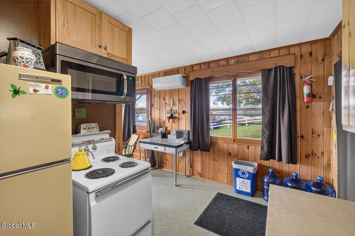 680 S Shore Road Edinburg NY 12134