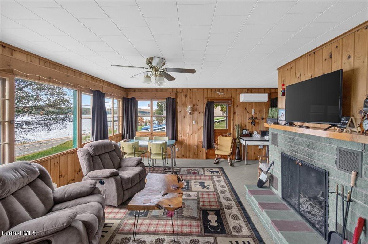 680 S Shore Road Edinburg NY 12134