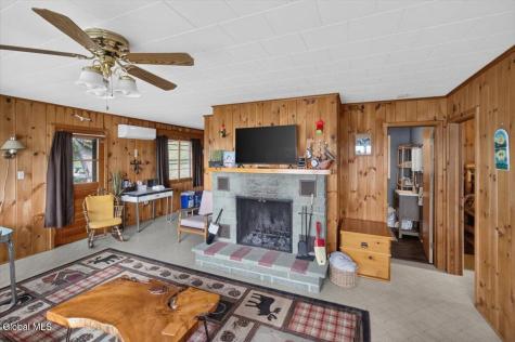 680 S Shore Road Edinburg NY 12134
