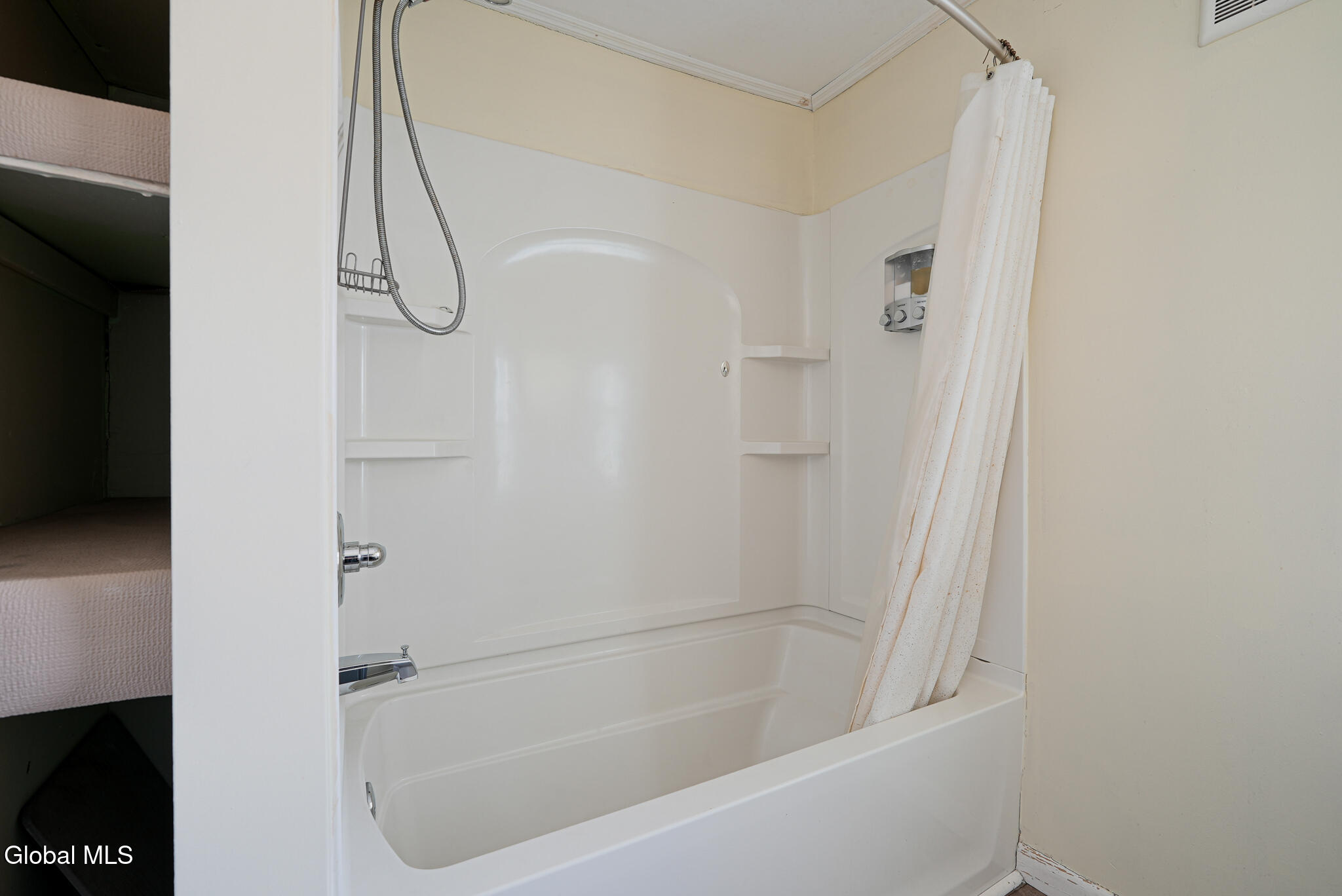 1601 8th Avenue Watervliet NY 12189