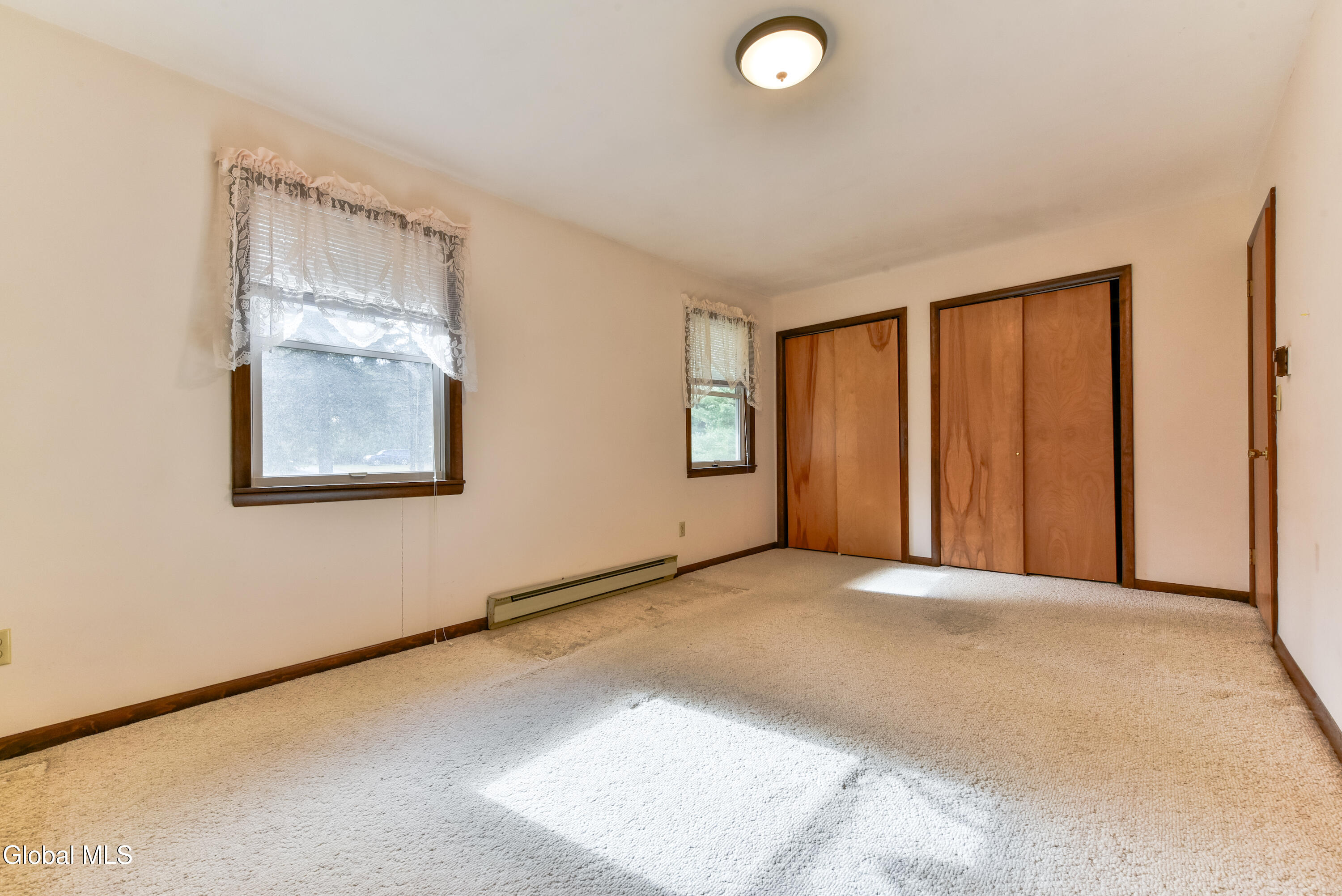 16 Delma Lane Averill Park NY 12018