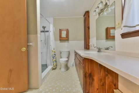 16 Delma Lane Averill Park NY 12018