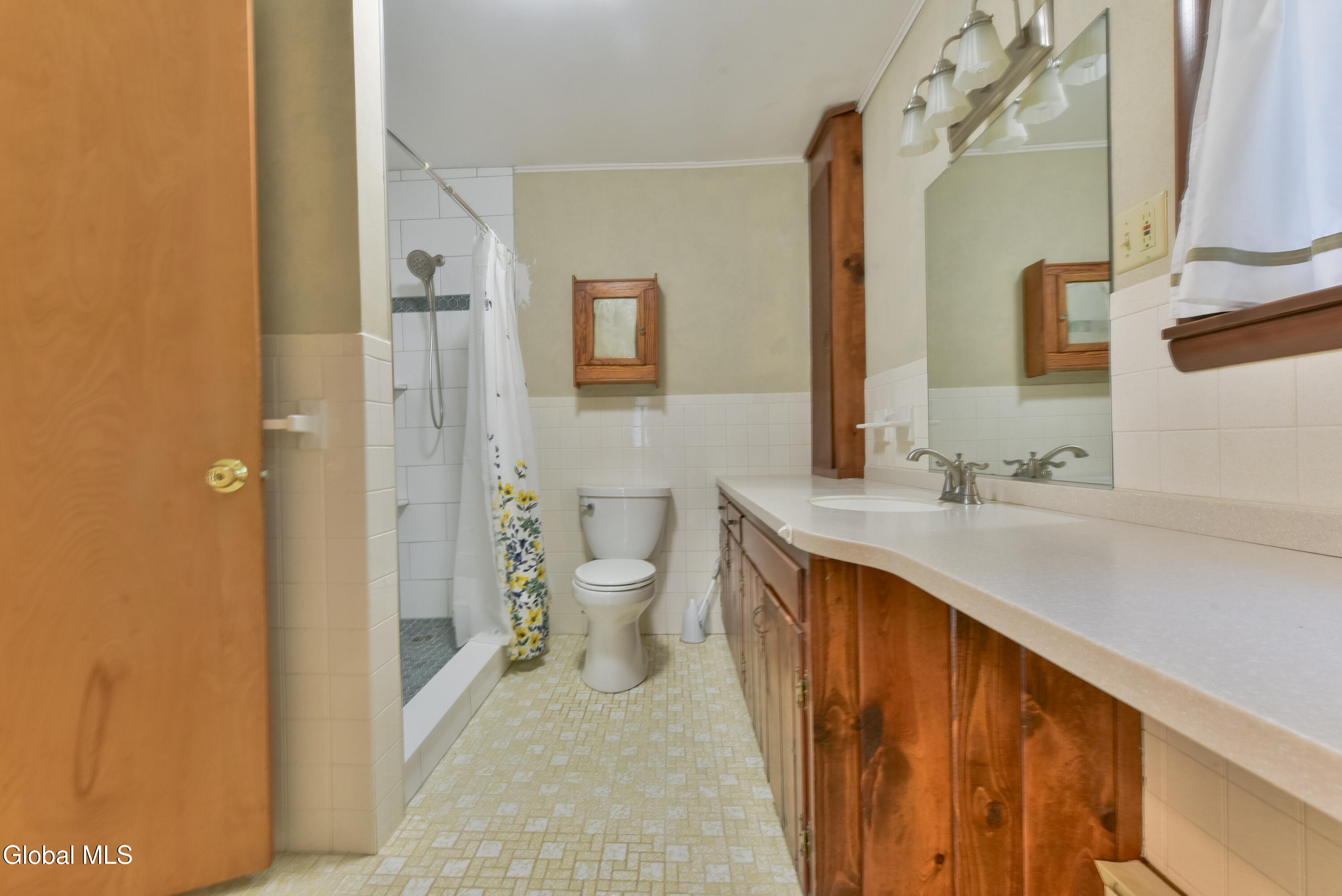 16 Delma Lane Averill Park NY 12018