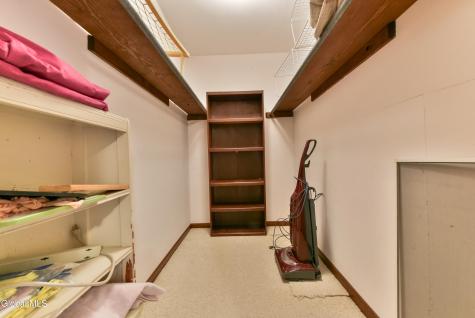 16 Delma Lane Averill Park NY 12018