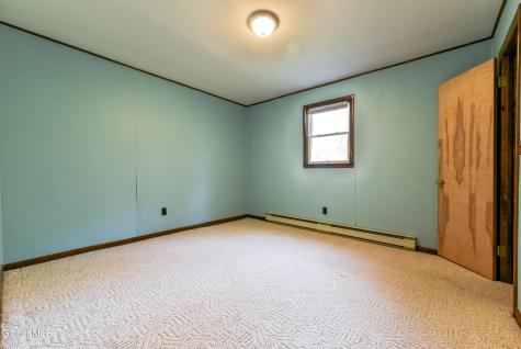 16 Delma Lane Averill Park NY 12018