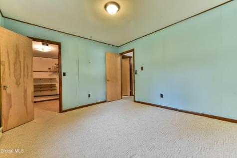 16 Delma Lane Averill Park NY 12018