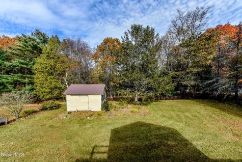 16 Delma Lane Averill Park NY 12018