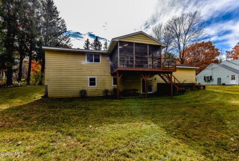 16 Delma Lane Averill Park NY 12018