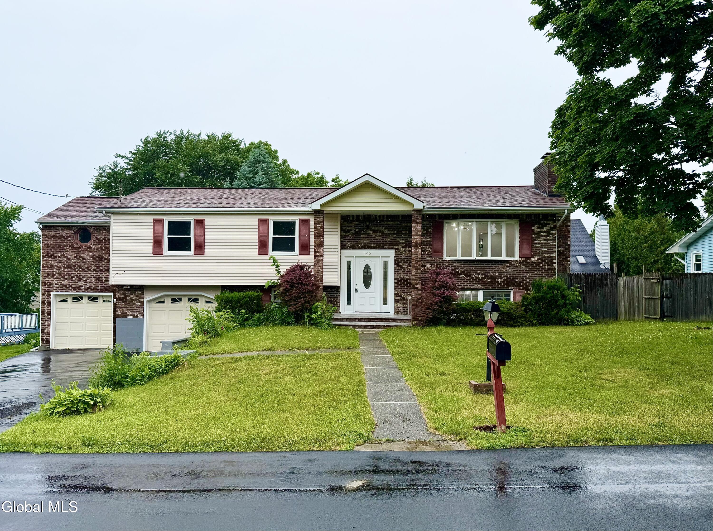 122 Massachusetts Avenue Cohoes NY 12047