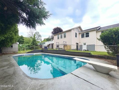 122 Massachusetts Avenue Cohoes NY 12047