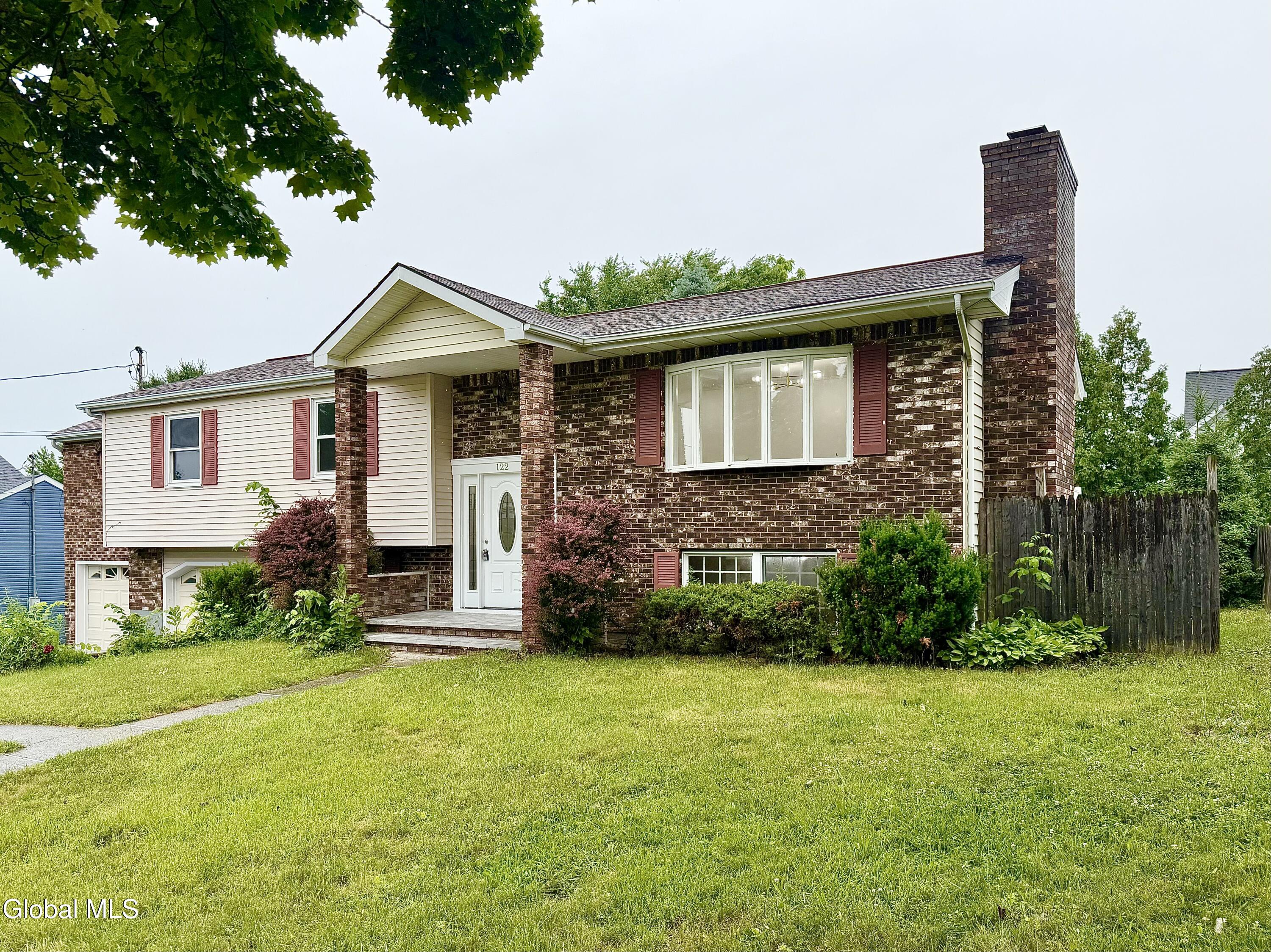 122 Massachusetts Avenue Cohoes NY 12047