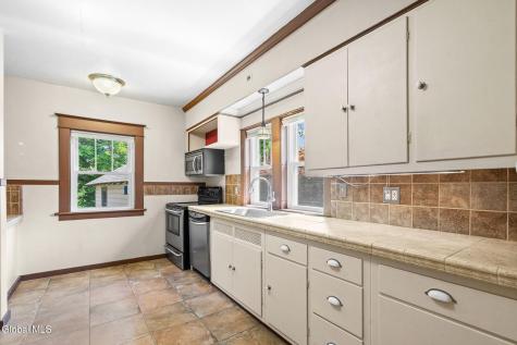 519 Kenwood Avenue Delmar NY 12054