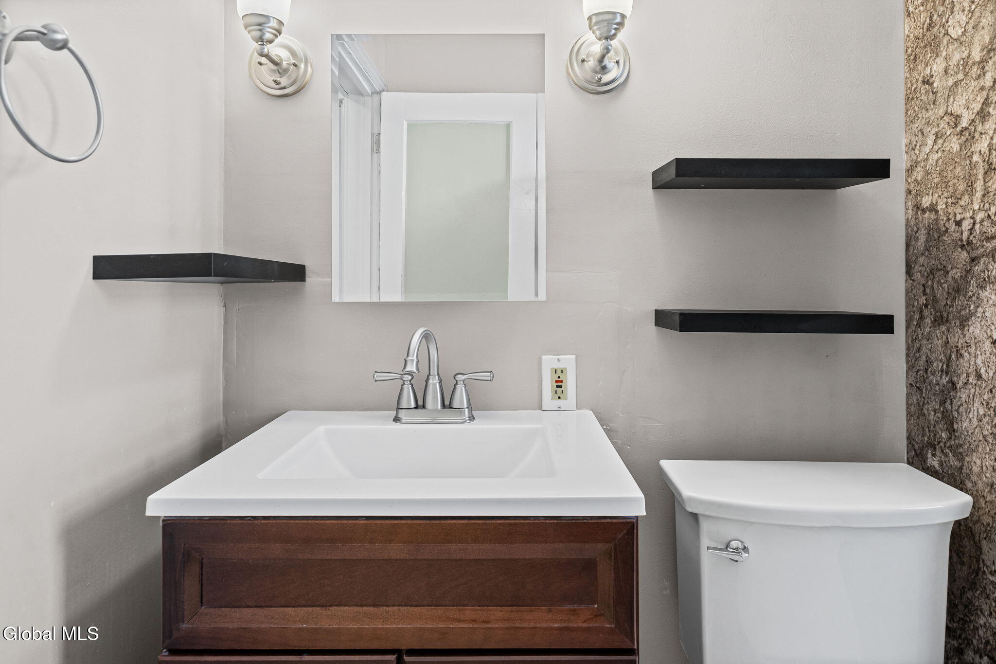 519 Kenwood Avenue Delmar NY 12054