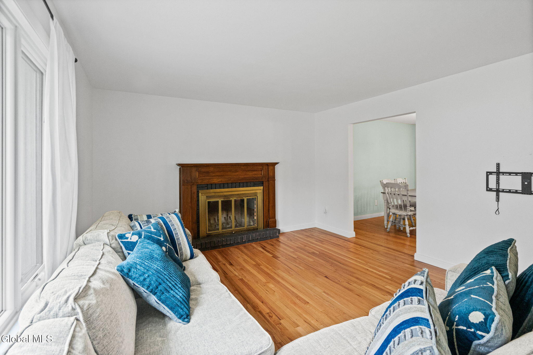 24 Vichy Drive Saratoga NY 12866