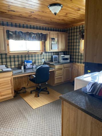 2484 State Highway 30 Mayfield NY 12117