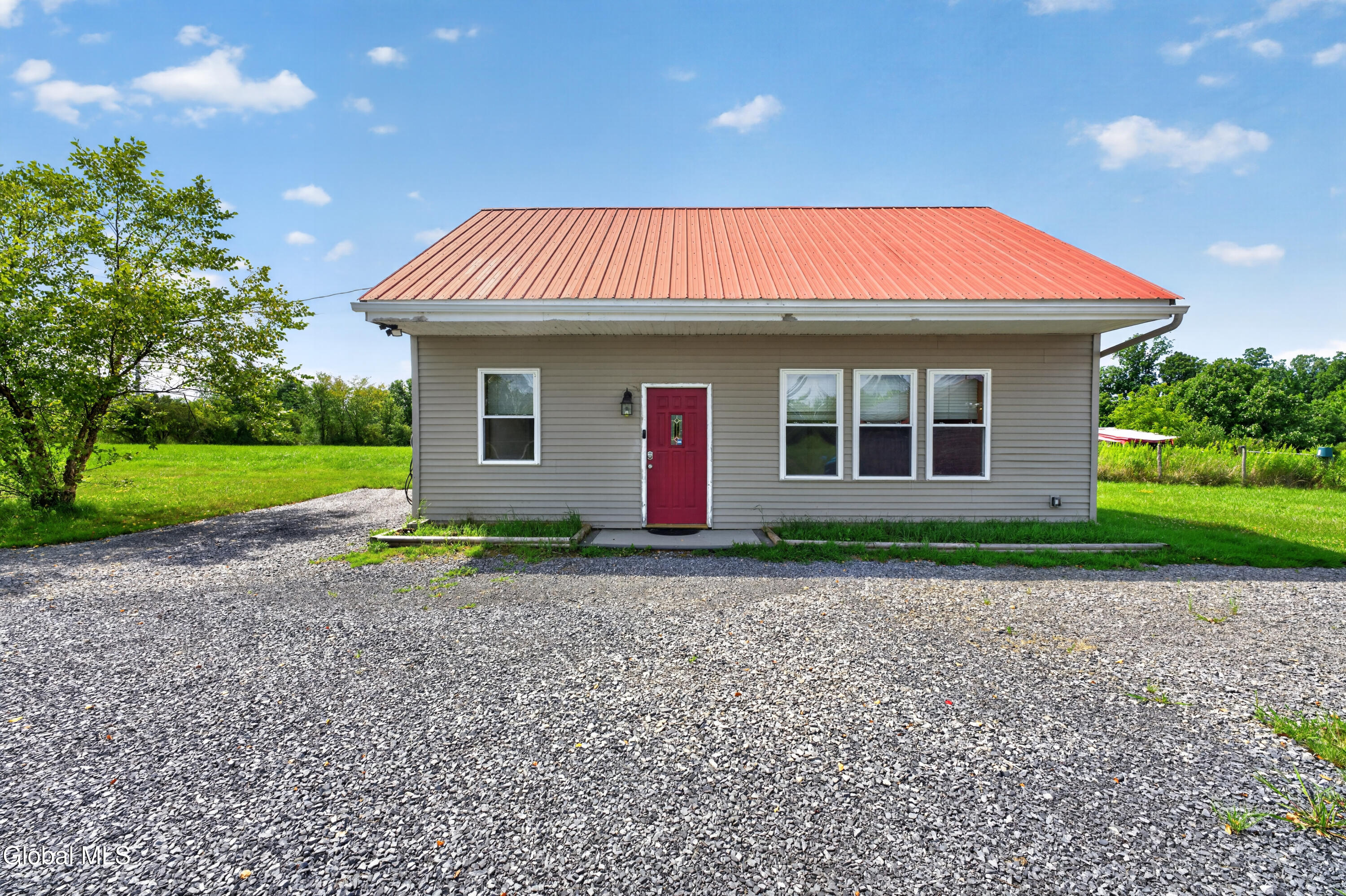 1595 State Route 196 Fort Edward NY 12828