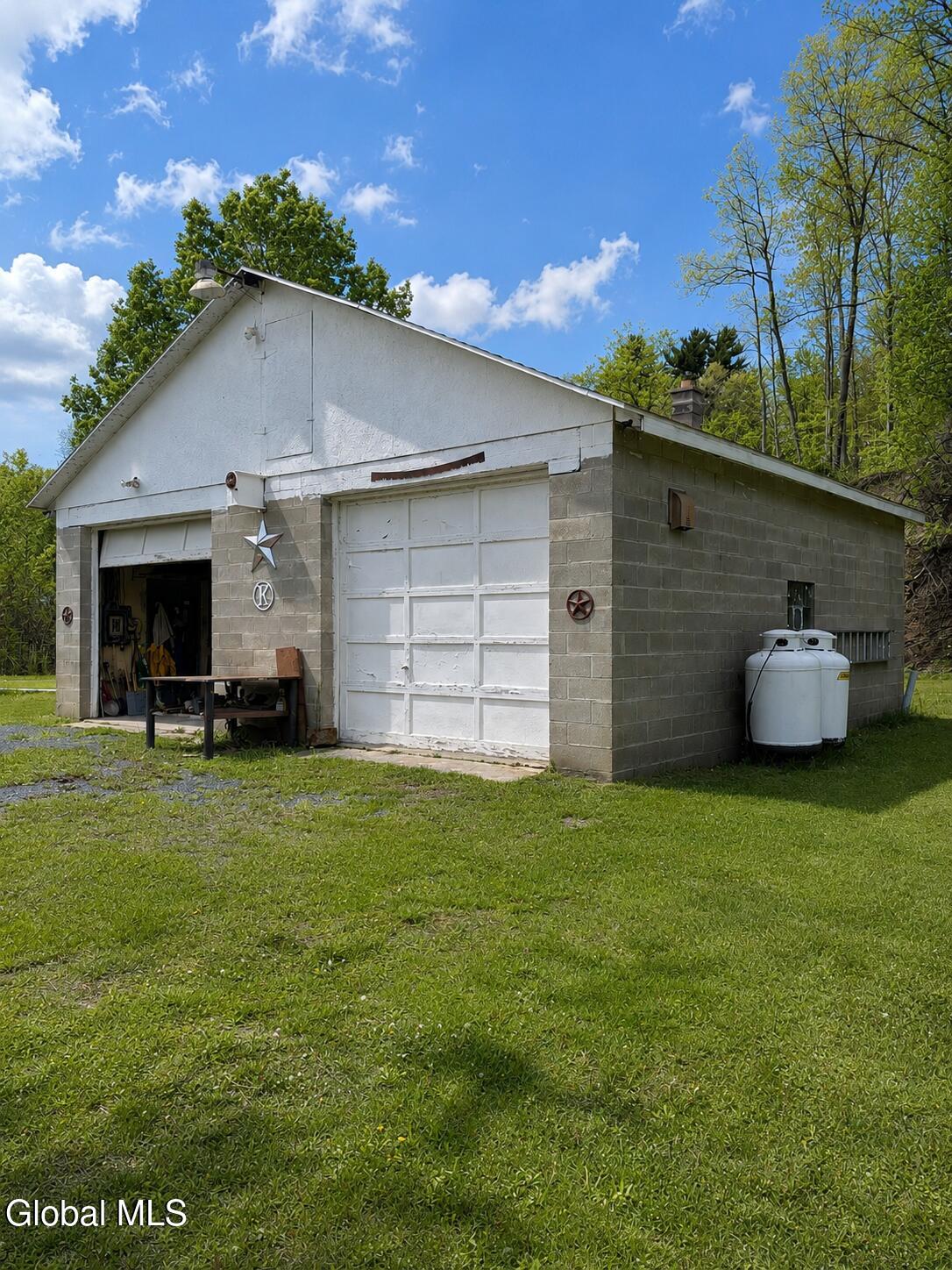 352 Hansen Road Schaghticoke NY 12154