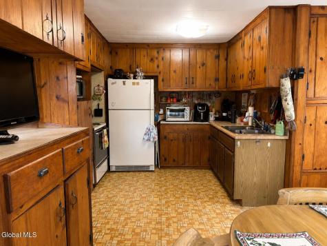 352 Hansen Road Schaghticoke NY 12154