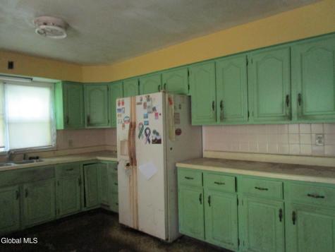 322 Vliet Boulevard Cohoes NY 12047