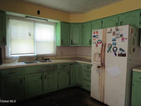 322 Vliet Boulevard Cohoes NY 12047