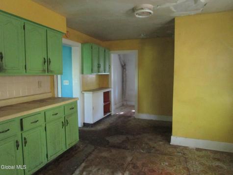 322 Vliet Boulevard Cohoes NY 12047