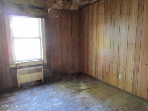 322 Vliet Boulevard Cohoes NY 12047