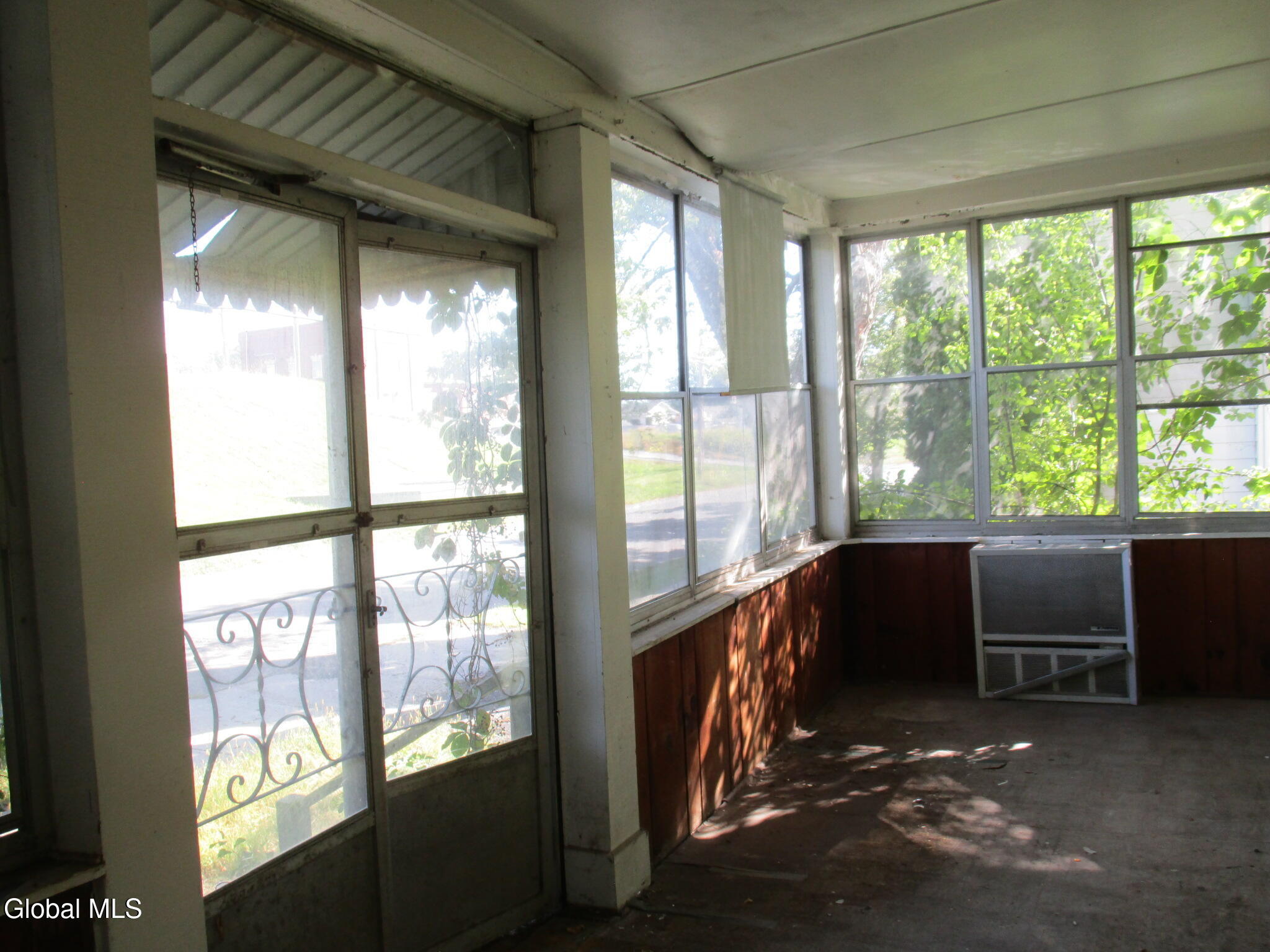322 Vliet Boulevard Cohoes NY 12047