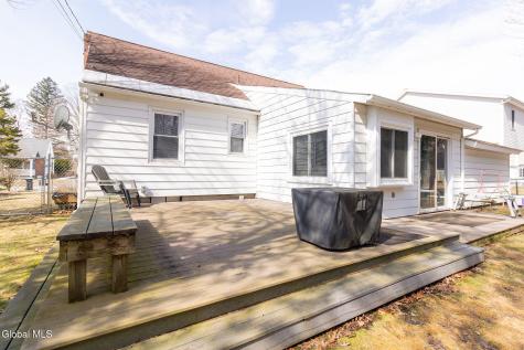 19 Willow Lane Glenville NY 12302