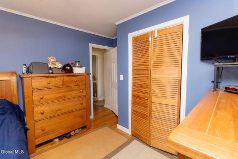 19 Willow Lane Glenville NY 12302