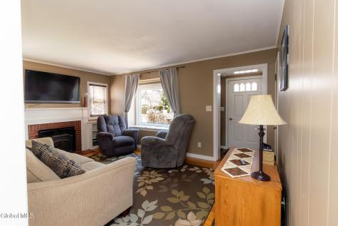 19 Willow Lane Glenville NY 12302