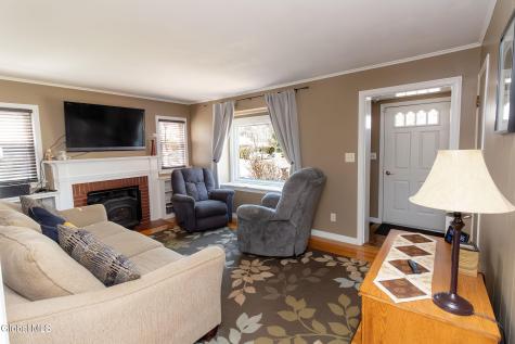 19 Willow Lane Glenville NY 12302