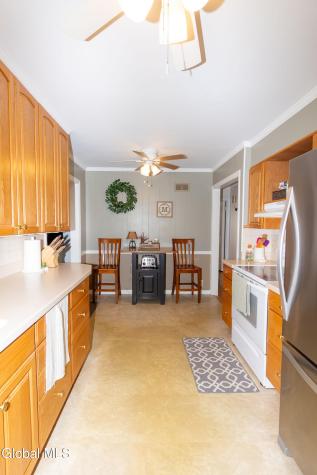 19 Willow Lane Glenville NY 12302