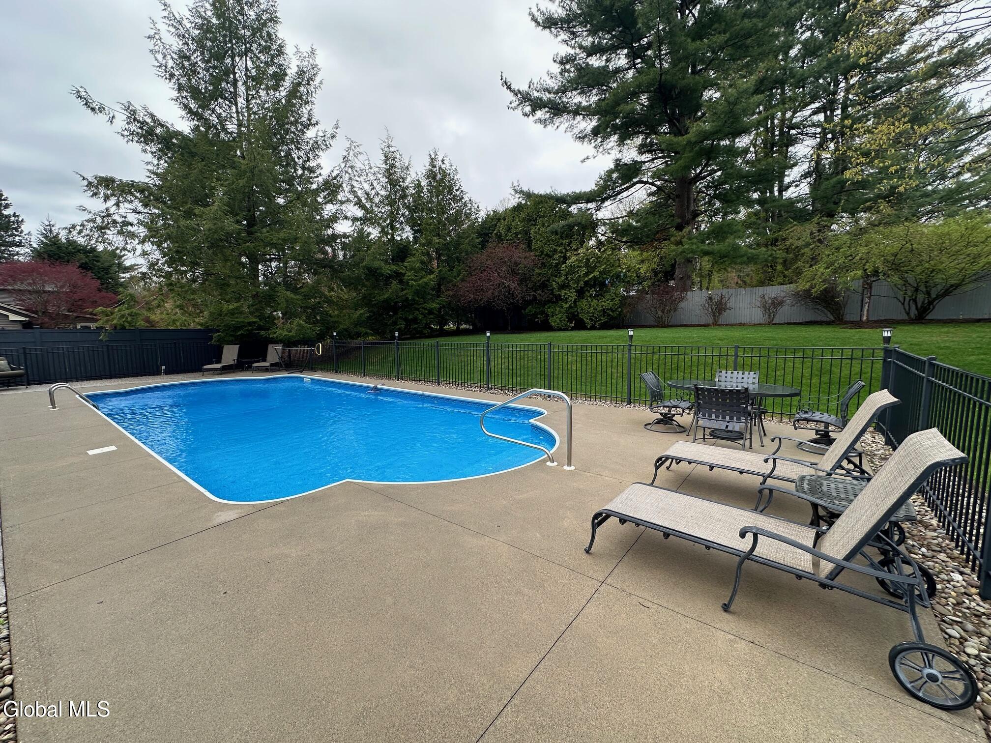 3 Saint Andrews Drive Queensbury NY 12804