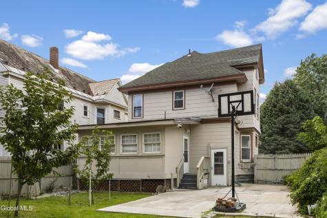 942 Central Parkway Schenectady NY 12309