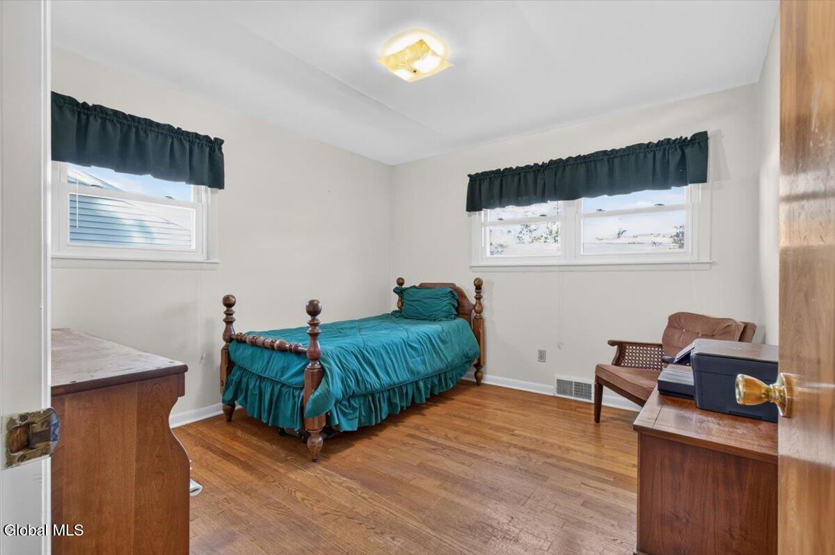 215 Van Buren Avenue Schenectady NY 12304