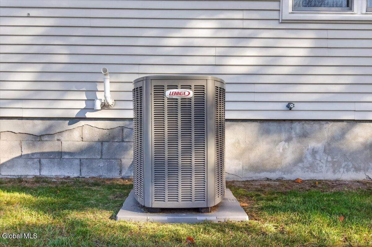 215 Van Buren Avenue Schenectady NY 12304