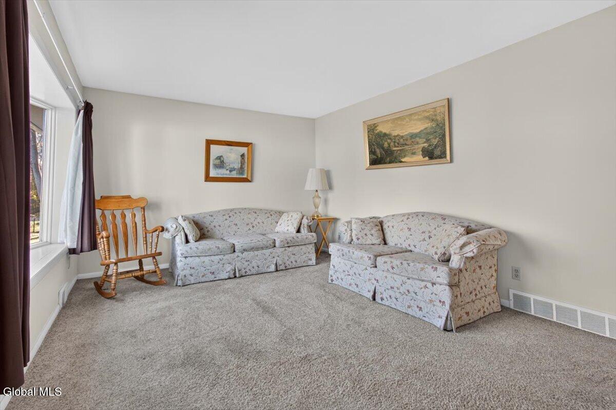 215 Van Buren Avenue Schenectady NY 12304