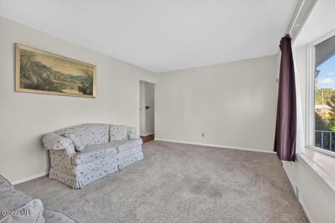 215 Van Buren Avenue Schenectady NY 12304