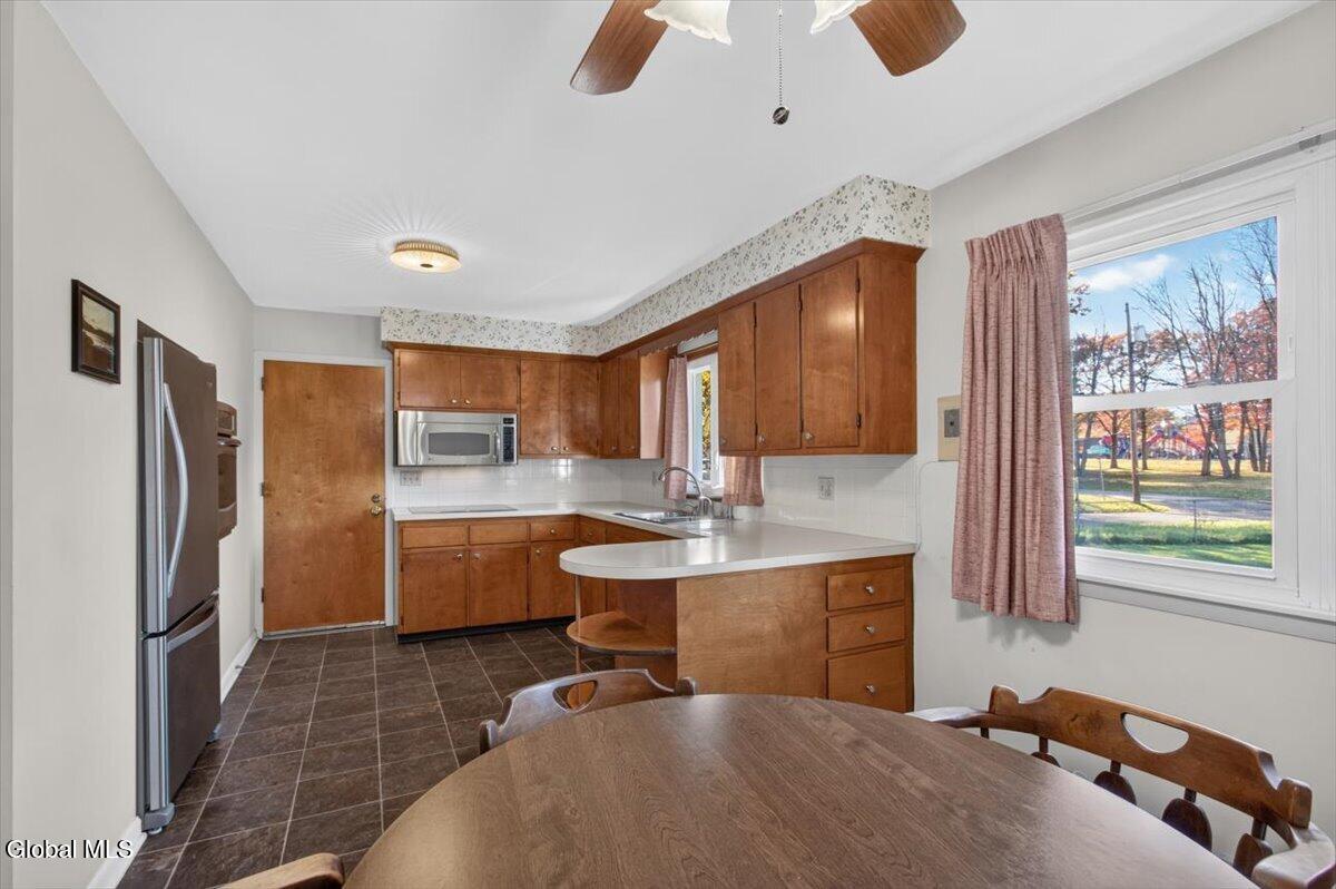 215 Van Buren Avenue Schenectady NY 12304
